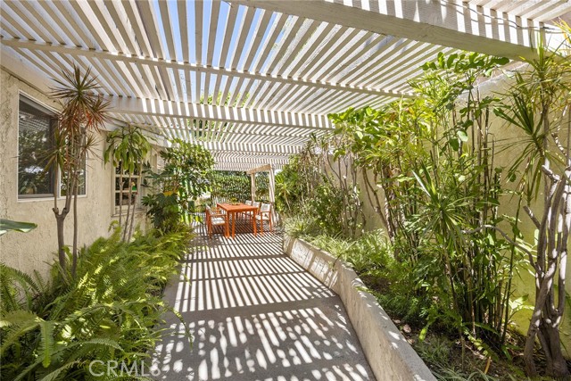 Detail Gallery Image 20 of 24 For 465 S Country Hill Rd, Anaheim Hills,  CA 92808 - 4 Beds | 3 Baths