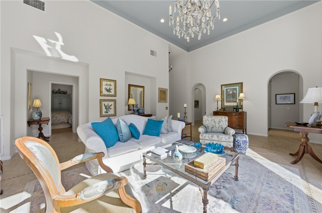 MLS #OC25259199 image #11