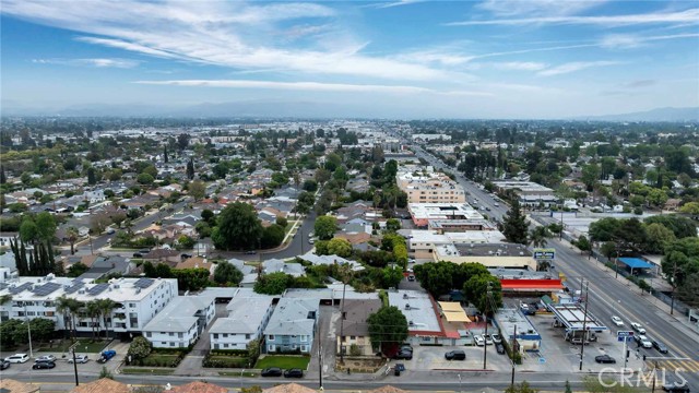 7224 Hazeltine Avenue, Van Nuys CA: https://media.crmls.org/medias/cb476f01-b41f-487b-8376-72bb2ee24091.jpg
