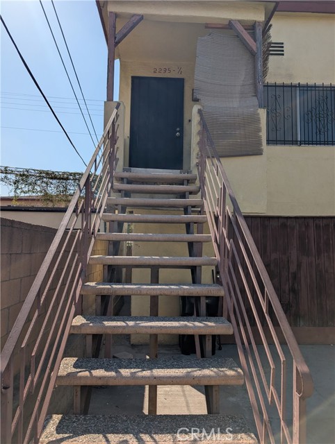 Detail Gallery Image 6 of 30 For 2235 Hauser Bld, Los Angeles,  CA 90016 - – Beds | – Baths