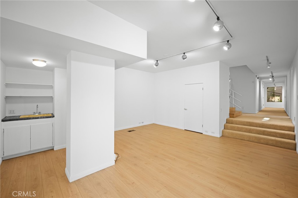 1521 N Columbus Avenue Glendale img 36