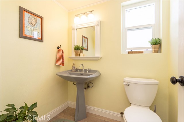 28138 Florence Lane, Canyon Country CA: https://media.crmls.org/medias/cb4ab7e8-11c0-4e94-a553-01b4a2fb07bf.jpg