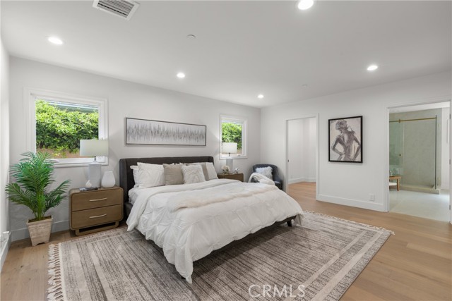 4637 Nagle Avenue, Sherman Oaks CA: https://media.crmls.org/medias/cb4ac4af-b65b-48dd-8429-af677da58b75.jpg