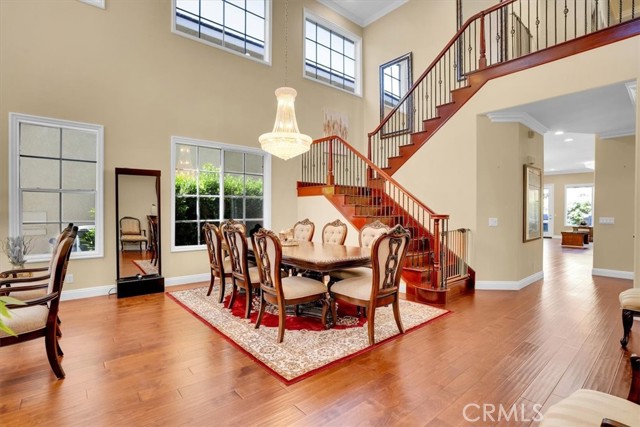 2125 Ridgeview Terrace Drive, Long Beach CA: https://media.crmls.org/medias/cb4b09bc-5aef-4a83-8799-797184d09a68.jpg