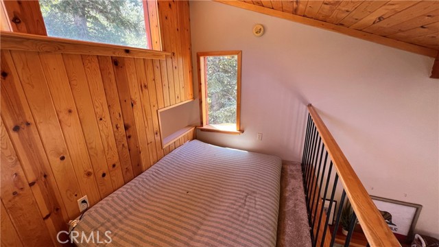 Detail Gallery Image 32 of 46 For 33478 Angeles Dr, Green Valley Lake,  CA 92341 - 2 Beds | 2 Baths