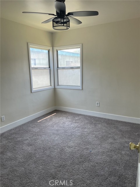 10813 Flallon Avenue, Santa Fe Springs CA: https://media.crmls.org/medias/cb4ce8a3-7ab3-48e5-9682-27c5dd7afd07.jpg