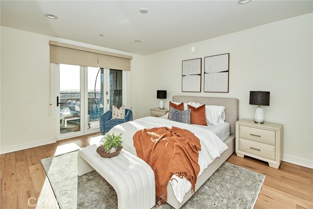 1050 N Joels Place, Los Angeles CA: https://media.crmls.org/medias/cb4d4699-b2ed-4cd8-9e1f-f1b297544545.jpg