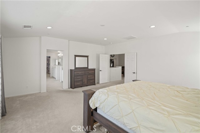 3223 W Avenue J7, Lancaster CA: https://media.crmls.org/medias/cb4d613e-6945-4ff8-91f4-c9ec10cb7352.jpg