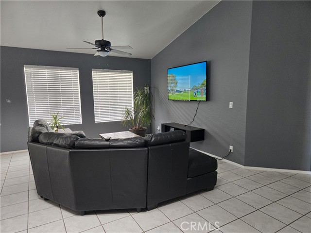 Detail Gallery Image 12 of 50 For 1847 Heritage Lane, Palmdale,  CA 93551 - 3 Beds | 2 Baths