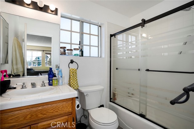 1827 Gramercy Avenue photo 17