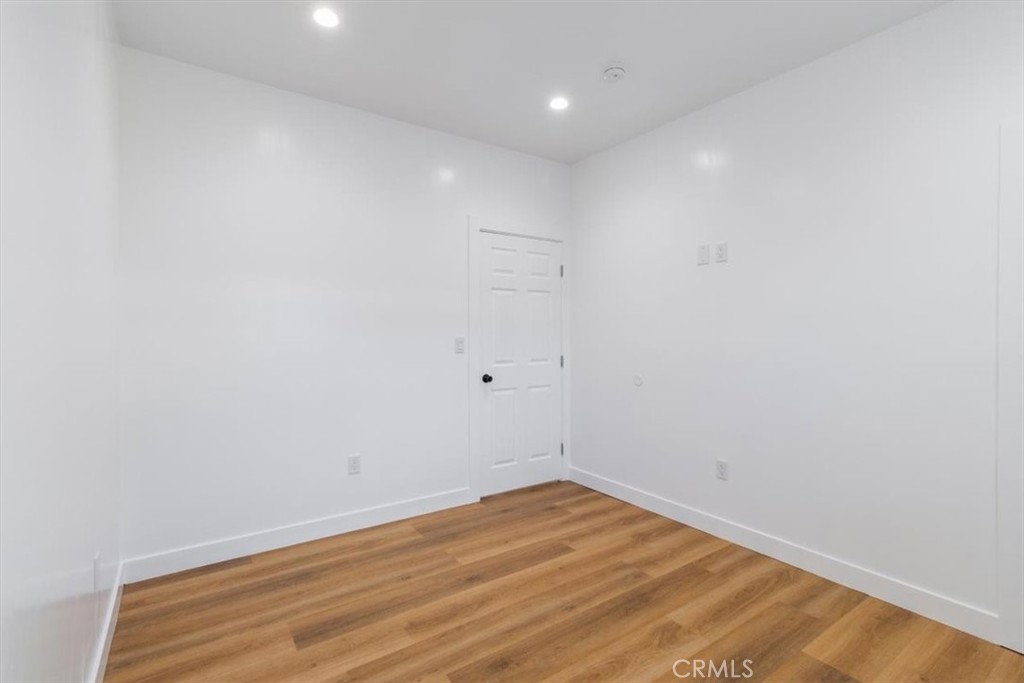 Cb4F4Ed7 1524 4Cad B474 91656B935B79 6616 Denver Avenue, Los Angeles, Ca 90044 &Lt;Span Style='BackgroundColor:transparent;Padding:0Px;'&Gt; &Lt;Small&Gt; &Lt;I&Gt; &Lt;/I&Gt; &Lt;/Small&Gt;&Lt;/Span&Gt;