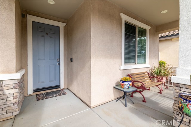 Detail Gallery Image 3 of 41 For 1108 Yorba, Perris,  CA 92571 - 5 Beds | 3 Baths