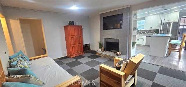 5937 Castana Avenue, Lakewood CA: https://media.crmls.org/medias/cb4fd815-06a2-43cc-a2a4-638b3245461f.jpg