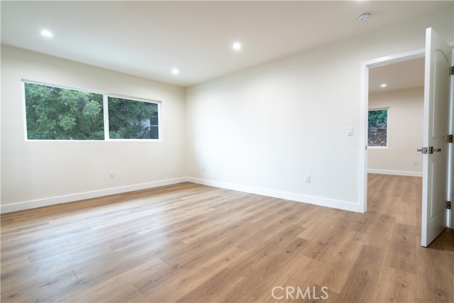 Detail Gallery Image 15 of 73 For 3362 Bellota, Los Angeles,  CA 90027 - 5 Beds | 5 Baths