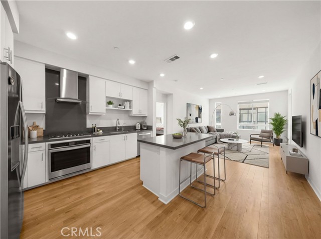 Detail Gallery Image 2 of 15 For 2402 Nolita, Irvine,  CA 92612 - 3 Beds | 3 Baths