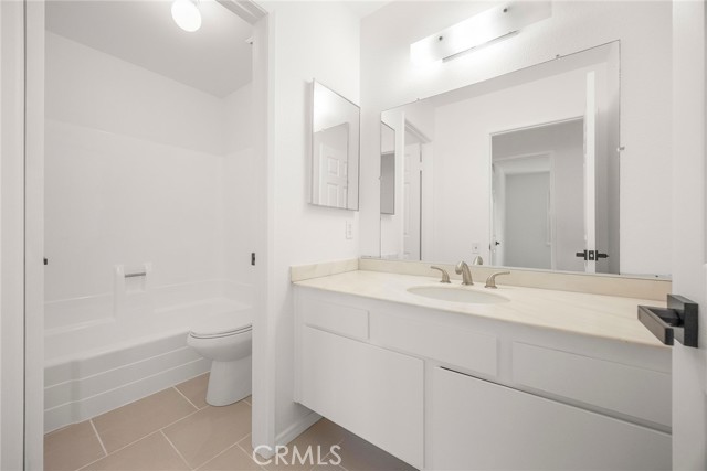 21792 Empanada, Mission Viejo CA: https://media.crmls.org/medias/cb514d49-1f4e-4346-88ce-7b5b98209e51.jpg