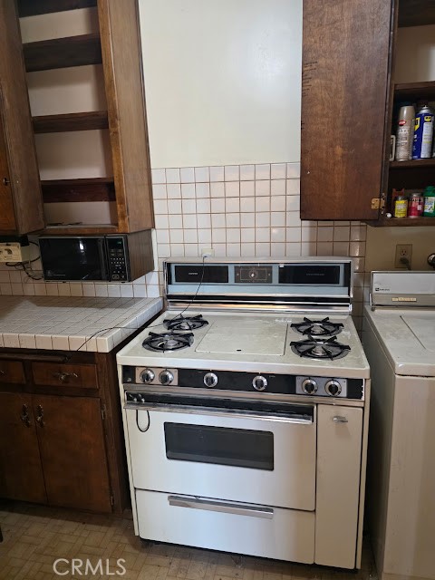 2927 Duffy, San Bernardino CA: https://media.crmls.org/medias/cb529765-28cc-4bbd-9b22-5da47f1a4046.jpg