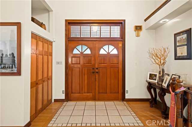 1333 Cambridge Drive photo 5
