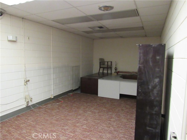 13875 Park Avenue, Victorville, California 92392, ,Commercial Lease,For Rent,13875 Park Avenue,CRHD25015666