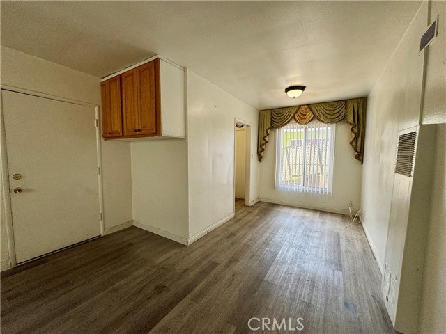 Detail Gallery Image 3 of 10 For 516 E Lomita Ave #3,  Glendale,  CA 91205 - 1 Beds | 1 Baths