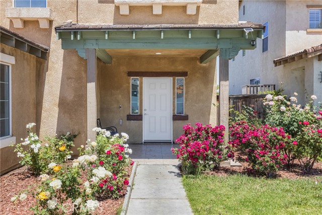 Detail Gallery Image 5 of 49 For 16015 Palomino Ln, Moreno Valley,  CA 92551 - 5 Beds | 2/1 Baths