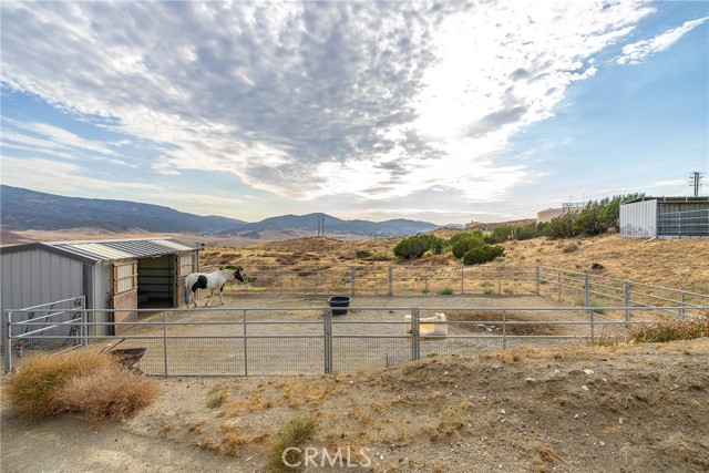 Detail Gallery Image 54 of 62 For 6300 Godde Hill Rd, Leona Valley,  CA 93551 - 3 Beds | 3 Baths