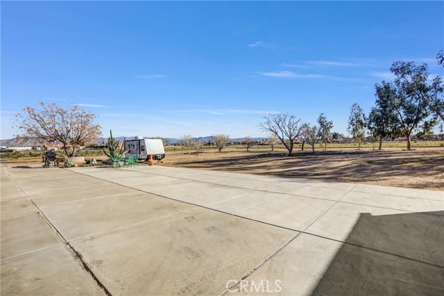 Detail Gallery Image 36 of 48 For 15813 Willow St, Hesperia,  CA 92345 - 4 Beds | 2/1 Baths
