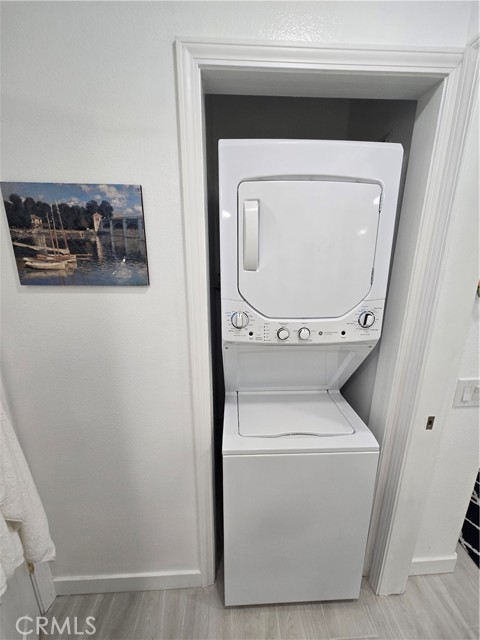 200 Pacific Coast, Huntington Beach CA: https://media.crmls.org/medias/cb54c78e-8bcf-440d-8571-7ad5d8eb8a1b.jpg