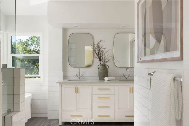 Detail Gallery Image 25 of 58 For 24912 Eaton Ln, Laguna Niguel,  CA 92677 - 4 Beds | 2/1 Baths