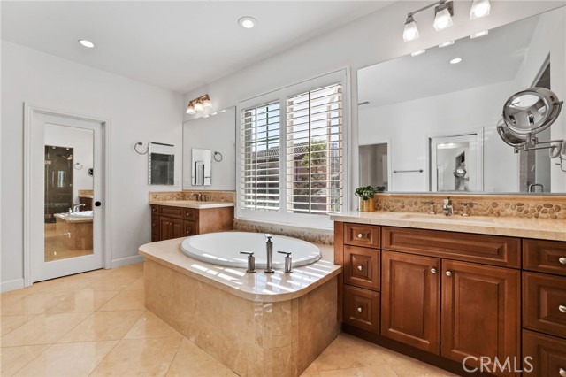 Detail Gallery Image 24 of 60 For 64 Chianti, Irvine,  CA 92618 - 4 Beds | 4/1 Baths