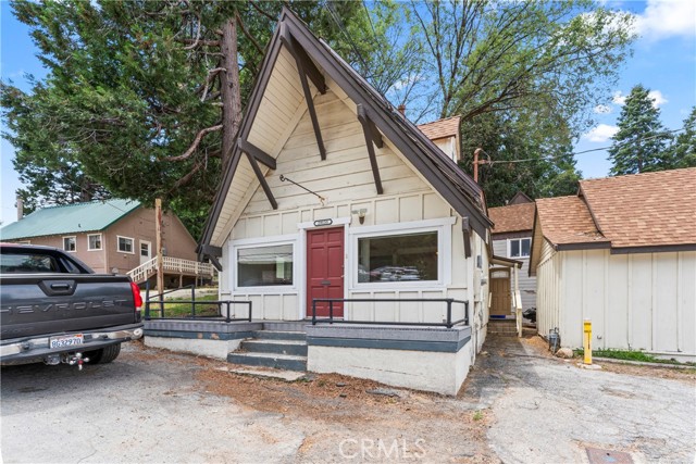 29135 Hook Creek Road, Cedar Glen CA: https://media.crmls.org/medias/cb558fa5-37cb-438f-9a71-998b50ba0bbd.jpg