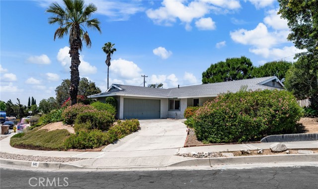 641 Casa Blanca Drive, Fullerton CA: https://media.crmls.org/medias/cb55fb7a-c055-4db1-aaea-9b457238ef9c.jpg