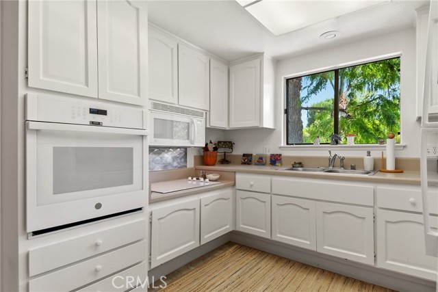 Detail Gallery Image 15 of 25 For 922 Avenida Majorca #O,  Laguna Woods,  CA 92637 - 1 Beds | 1 Baths