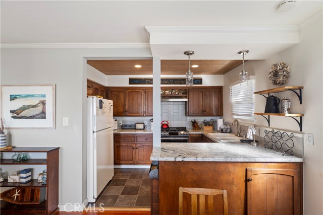 Detail Gallery Image 14 of 34 For 513 Canterbury Ln, Cambria,  CA 93428 - 2 Beds | 2 Baths