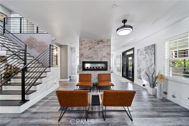 15583 N Peak Lane, Fontana CA: https://media.crmls.org/medias/cb574d22-2bff-4abb-b3ee-daa152a827de.jpg