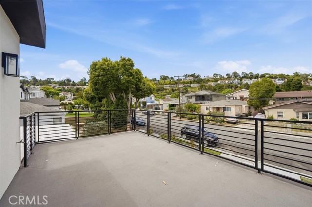 24226 Ocean Avenue, Torrance, California 90505, 3 Bedrooms Bedrooms, 0 ,2 BathroomsBathrooms,Residential Lease,For Rent,Ocean,0,SB26180648