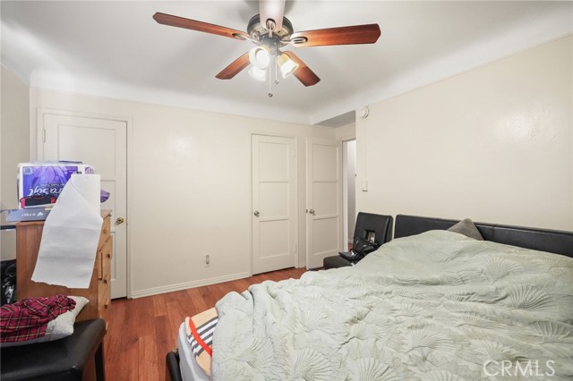 1200 N Kenmore Avenue, Los Angeles CA: https://media.crmls.org/medias/cb579ceb-51c5-44bf-be5b-5975e5bc5697.jpg