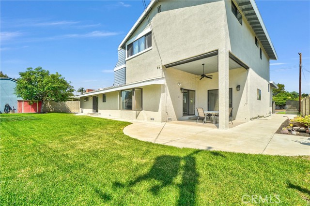 14141 Clarissa Lane, North Tustin CA: https://media.crmls.org/medias/cb580287-bd22-43da-94ae-ef6b4b016256.jpg
