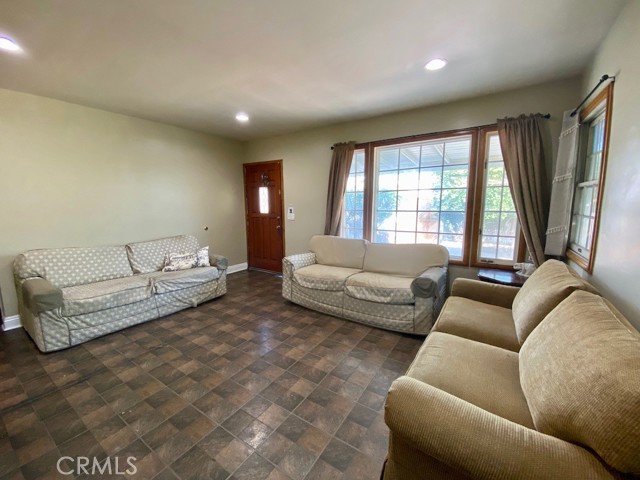827 Turnbull Canyon Road, Hacienda Heights CA: https://media.crmls.org/medias/cb581b3c-756b-4d06-90a6-3300e1ba6c71.jpg