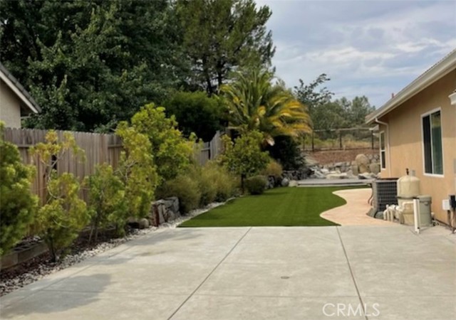 Detail Gallery Image 12 of 19 For 9260 Miners Xing, Loomis,  CA 95650 - 4 Beds | 2/1 Baths