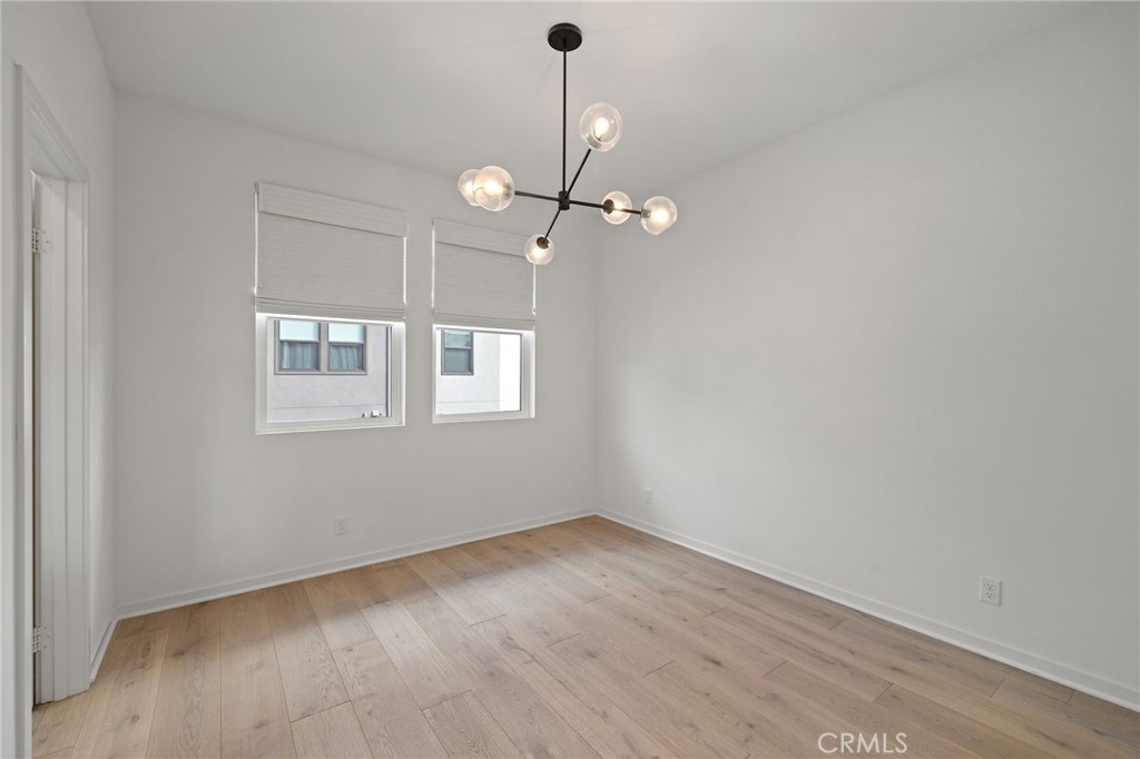 MLS #OC25238105 image #22