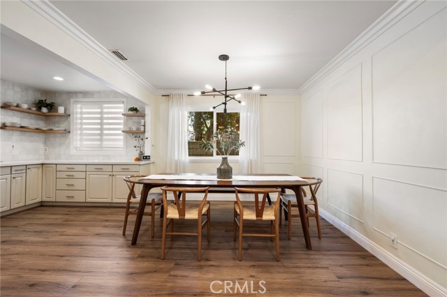 3763 Hackett Avenue photo 7