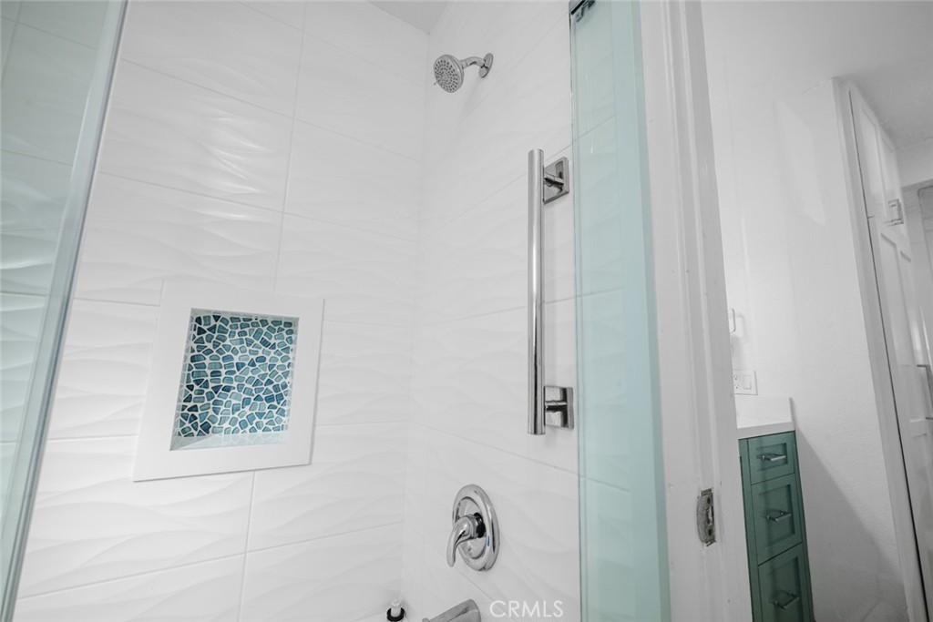 MLS #OC26025417 image #24