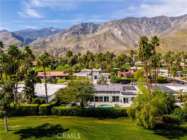 Detail Gallery Image 3 of 75 For 2736 S Camino Real, Palm Springs,  CA 92264 - 4 Beds | 3 Baths