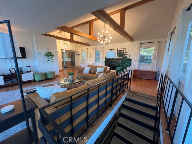 Detail Gallery Image 4 of 17 For 23870 Lakeview, Crestline,  CA 92325 - 2 Beds | 2 Baths