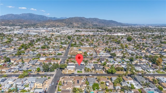 8142 Vantage Avenue, North Hollywood CA: https://media.crmls.org/medias/cb5dbebc-ba5e-420c-a127-29e3c6a46af3.jpg