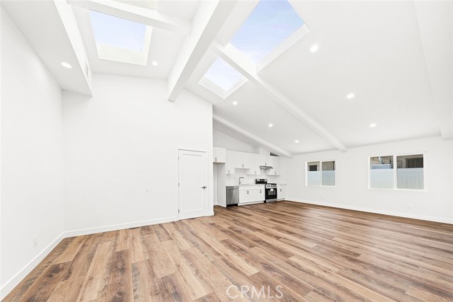 Detail Gallery Image 27 of 58 For 13010 Hartland St, North Hollywood,  CA 91605 - 2 Beds | 1 Baths