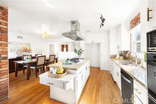 Detail Gallery Image 31 of 56 For 5427 Edgemere Dr, Torrance,  CA 90503 - 4 Beds | 3 Baths