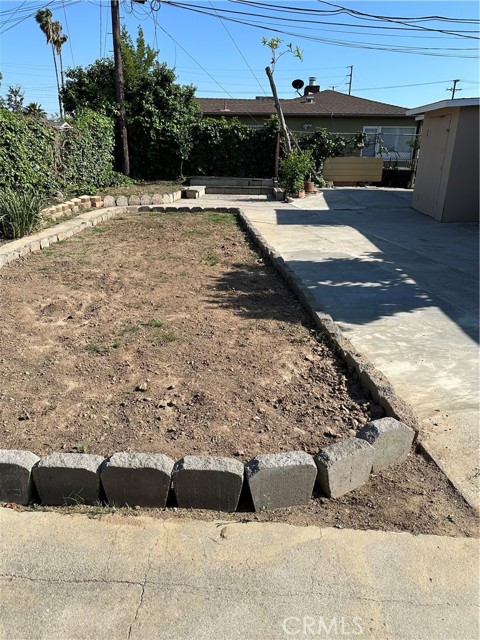 Detail Gallery Image 23 of 25 For 1322 S Walnut Ave, West Covina,  CA 91790 - 5 Beds | 3 Baths