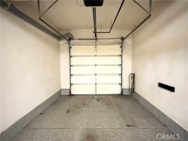 909 E Santa Ana Boulevard, Santa Ana CA: https://media.crmls.org/medias/cb5ebaf7-e6c7-4d36-8041-ead7485cc033.jpg